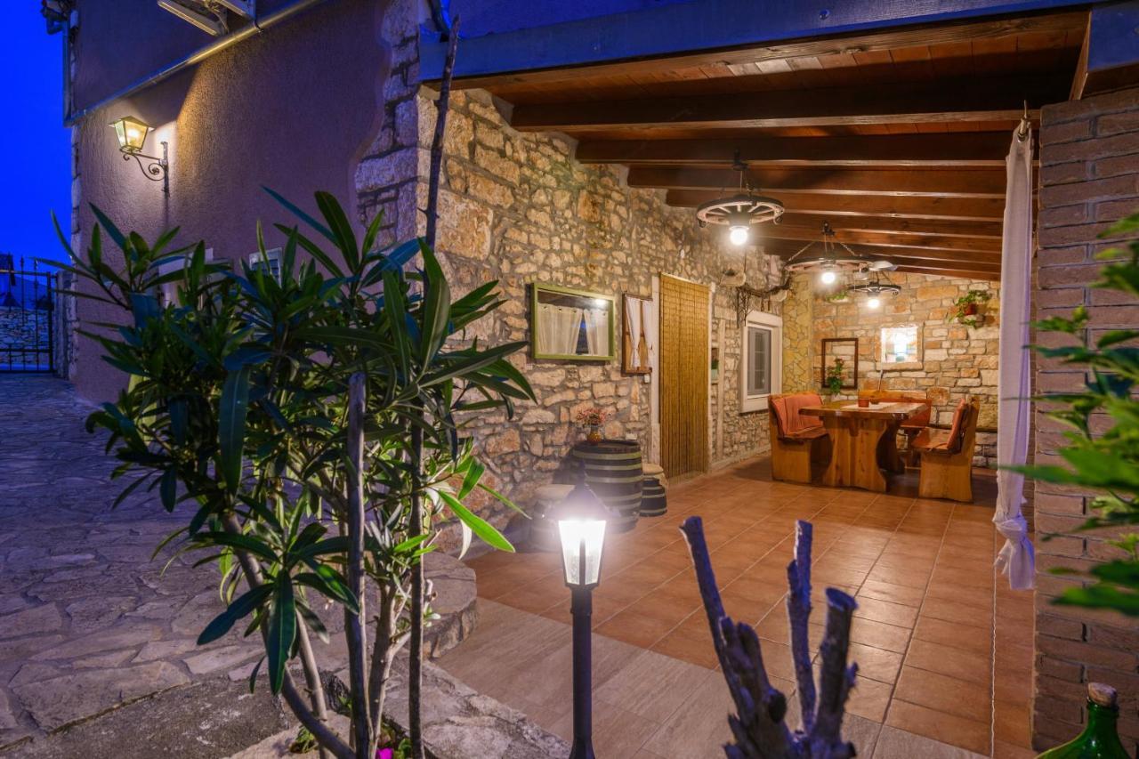 קרניצה Rustic Istrian House Varesco מראה חיצוני תמונה