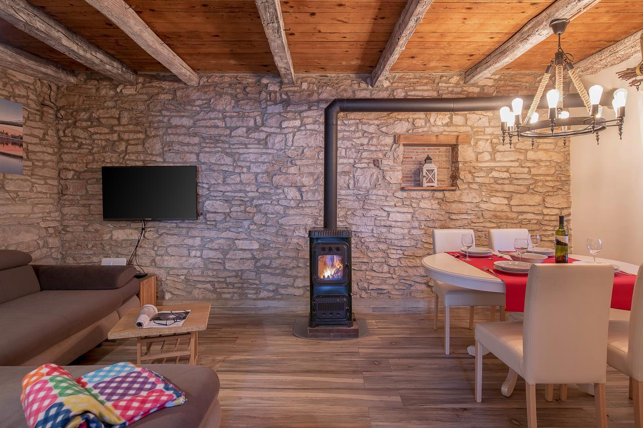 קרניצה Rustic Istrian House Varesco מראה חיצוני תמונה