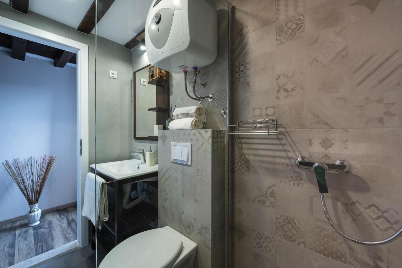קרניצה Rustic Istrian House Varesco מראה חיצוני תמונה
